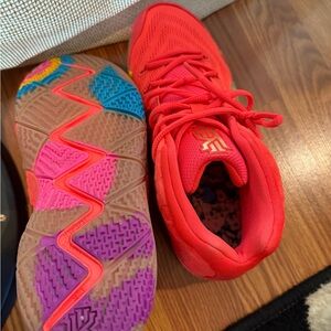 Men's Nike Kyrie 4 Lucky Charms